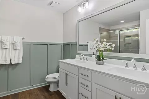 Bath - 331 Sonoma Dr, Pooler, GA 31322 photo 2 of 5