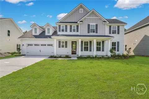 620 Highland Cir, Richmond Hill, GA 31324