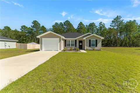 501 Church Cir, Jesup, GA 31545