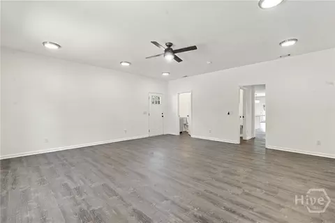 Living - 124 Wright St, Savannah, GA 31408 photo 9 of 11