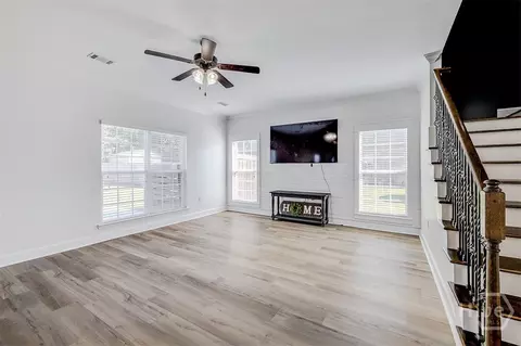 Living - 236 Veranda Ave, Guyton, GA 31312 photo 2 of 4
