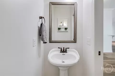 Bath - 236 Veranda Ave, Guyton, GA 31312 photo 1 of 5
