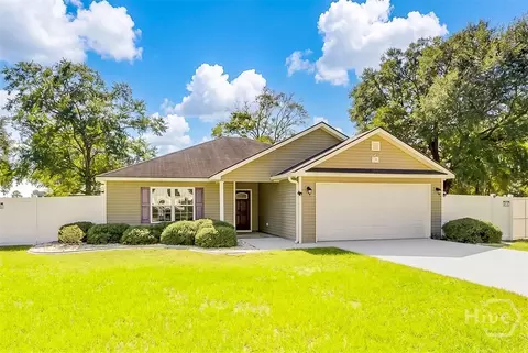 Exterior - 117 S 3rd St, Guyton, GA 31312 photo 2 of 6