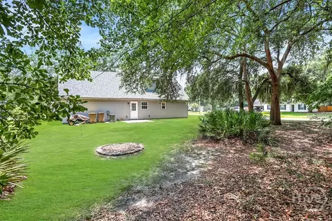 Exterior - 114 Dailey Dr, Guyton, GA 31312 photo 8 of 12