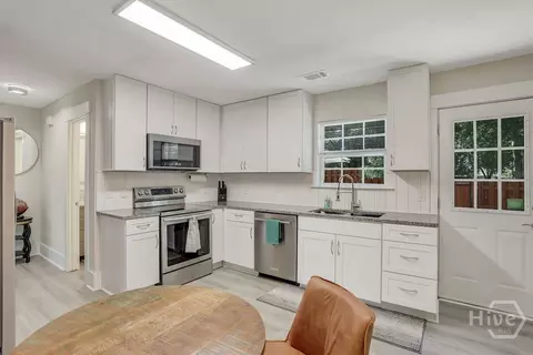 Kitchen - 114 Dailey Dr, Guyton, GA 31312 photo 3 of 4