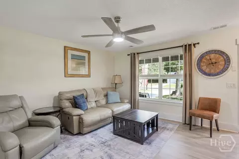 Living - 114 Dailey Dr, Guyton, GA 31312 photo 3 of 4