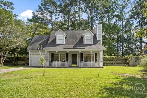 145 Blue Heron Dr, Richmond Hill, GA 31324
