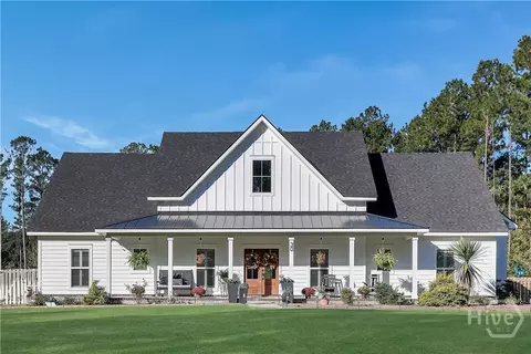 30 Carapace Ct, Richmond Hill, GA 31324