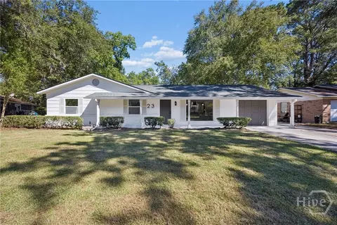 23 Canterbury Cir, Savannah, GA 31419
