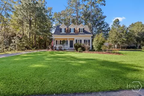 20 Chaple Ln, Richmond Hill, GA 31324