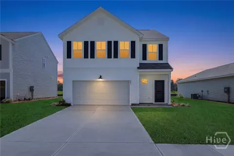248 Green Meadow Dr, Bloomingdale, GA 31302