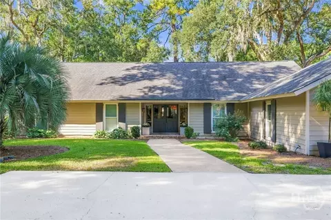 3 Ward Ln, Savannah, GA 31411