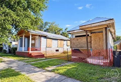 613 W 41st St, Savannah, GA 31415