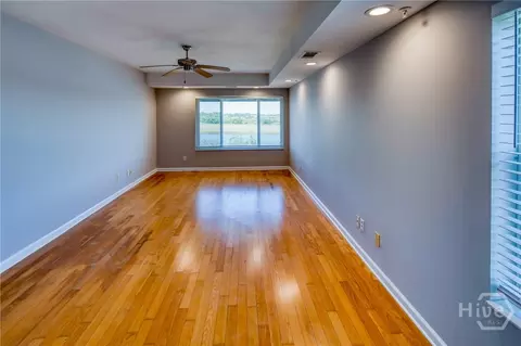 Living - 3113 River Dr #12, Thunderbolt, GA 31404 photo 6 of 6