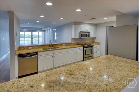 Kitchen - 3113 River Dr #12, Thunderbolt, GA 31404 photo 1 of 4