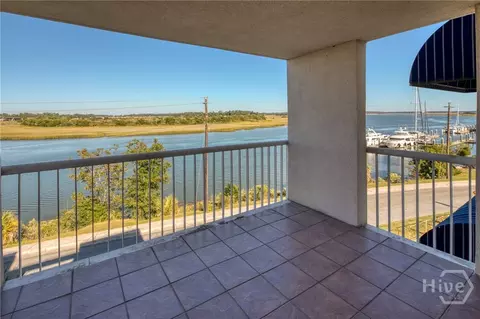 View/Area - 3113 River Dr #12, Thunderbolt, GA 31404 photo 4 of 7