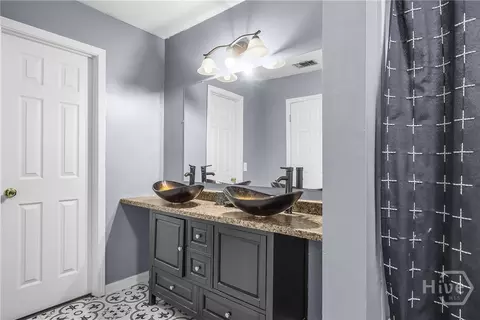 Bath - 156 Berwick Lakes Blvd, Pooler, GA 31322 photo 4 of 5