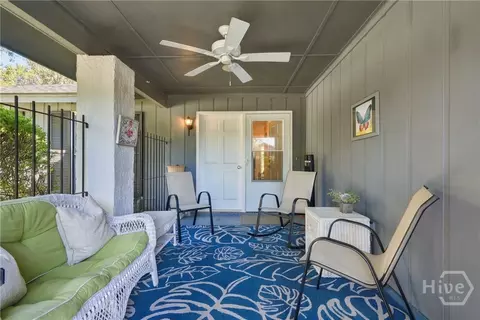 10 Chantilly Ct, Savannah, GA 31419