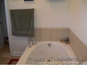 130 Barons Run E, Spring Lake, NC 28390 photo 8
