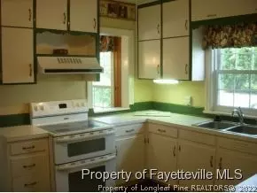308 S Main St, Broadway, NC 27505 photo 5