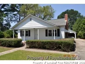 312 Spruce St, NC 28375 photo 8