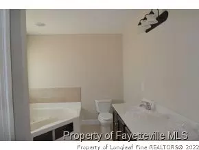 38 Jaylin Oaks Dr, Spring Lake, NC 28390 photo 8