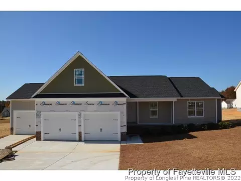 38 Jaylin Oaks Dr, Spring Lake, NC 28390 photo 1