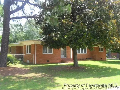 404 S Main St, Broadway, NC 27505 photo 1