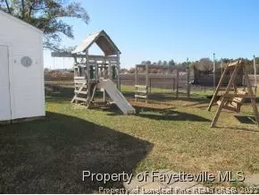 112 Steeplechase, Dunn, NC 28334 photo 3