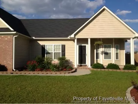 263 Crescent Dr, Raeford, NC 28376 photo 2