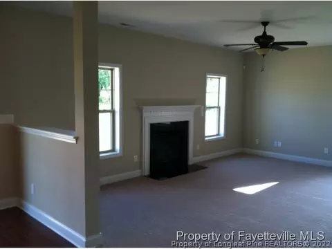 125 Eclipse Ct, Raeford, NC 28376 photo 4