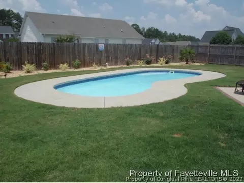 4204 Edward E Maynor, Hope Mills, NC 28348 photo 4