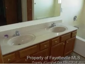 92 Saunders Ct, Spring Lake, NC 28390 photo 12