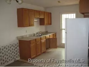 112 Bruce Ln, Spring Lake, NC 28390 photo 2