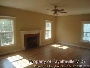 202 Cobblestone Dr, Spring Lake, NC 28390 photo 2