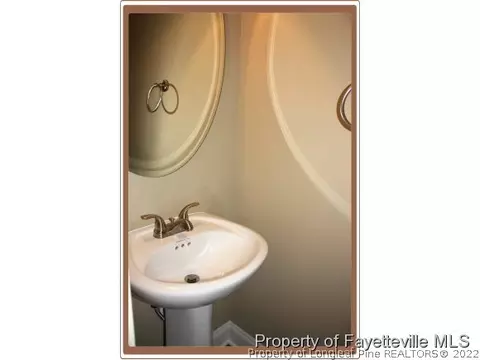 55 Honor Ln, Bunnlevel, NC 28323 photo 9