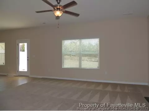 516 Bellgrove Dr, Hope Mills, NC 28348 photo 4