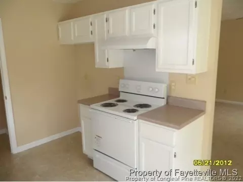 330 Riverwind Dr, Spring Lake, NC 28390 photo 4