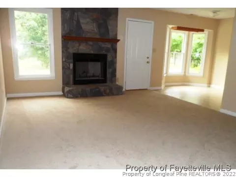 330 Riverwind Dr, Spring Lake, NC 28390 photo 2