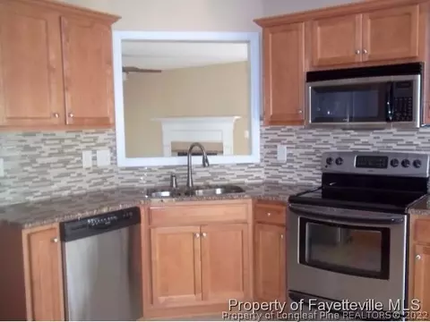121 Turkey Oak Cir, Bunnlevel, NC 28323 photo 5