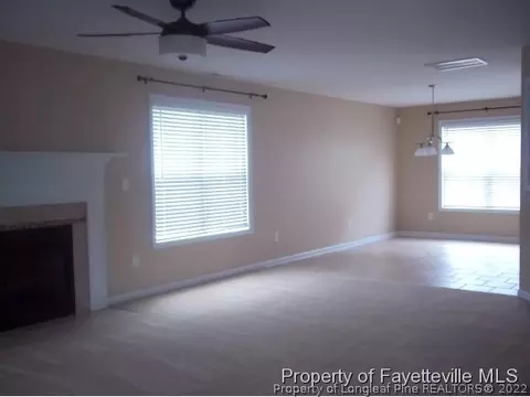 121 Turkey Oak Cir, Bunnlevel, NC 28323 photo 3