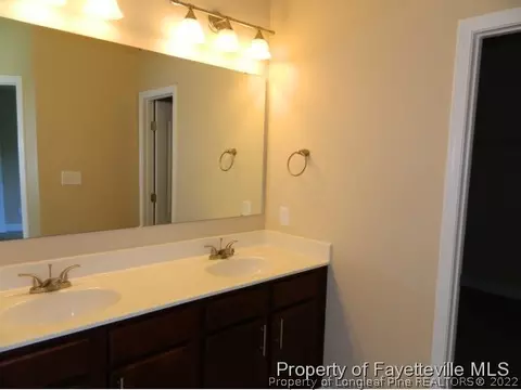 93 Laurel Dr, Spring Lake, NC 28390 photo 10