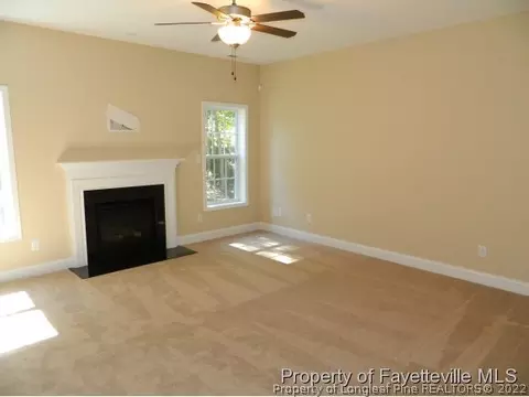 93 Laurel Dr, Spring Lake, NC 28390 photo 4