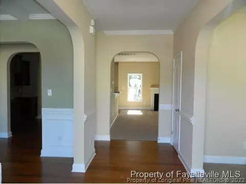 93 Laurel Dr, Spring Lake, NC 28390 photo 2