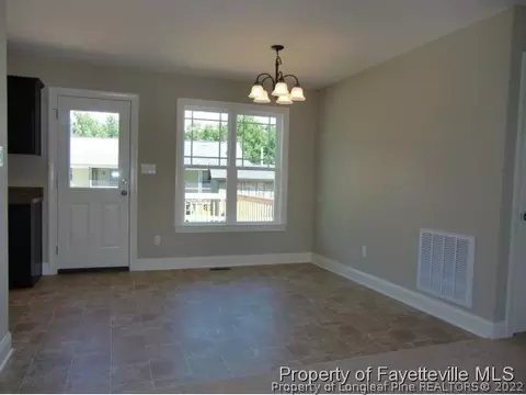106 Bishop Ln, Dunn, NC 28334 photo 6
