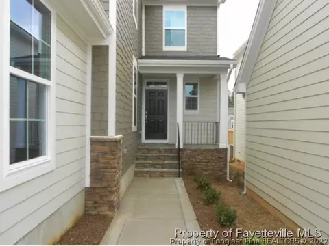 136 Pine Hawk Dr, Spring Lake, NC 28390 photo 2