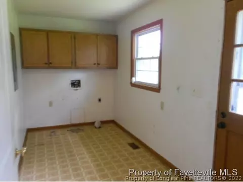 2009 Phillips Rd, Dunn, NC 28334 photo 9