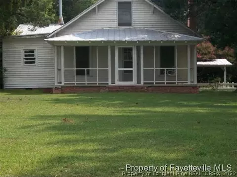1431 Ashe Ave, Dunn, NC 28334 photo 1