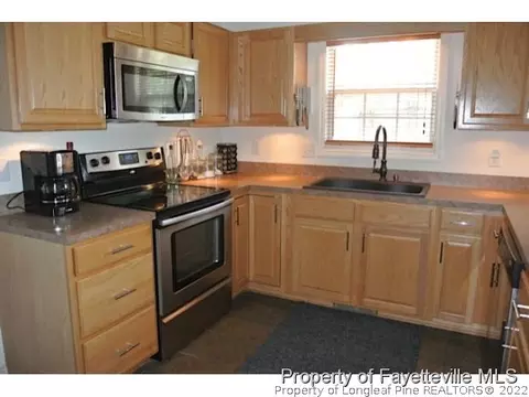 11 Arlington Dr, Cameron, NC 28326 photo 3