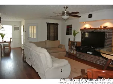 11 Arlington Dr, Cameron, NC 28326 photo 2